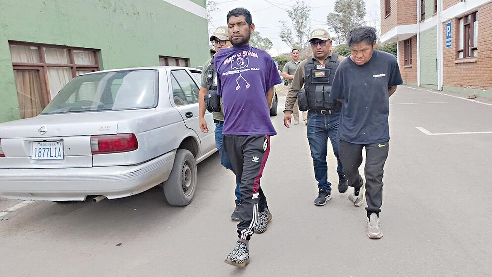 Mediante un rastreo, la Policía logra recuperar un celular robado; los autores se encuentran aprehendidos