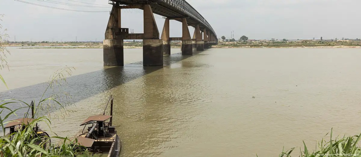 Nigeria: naufragio de una embarcación deja al menos 27 muertos y más de 100 heridos