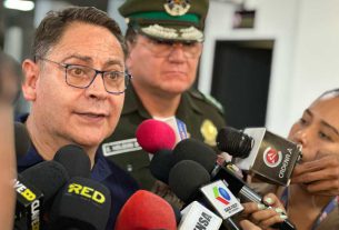 Policía desplaza canes especializados para buscar la quinta víctima en Pucamayu