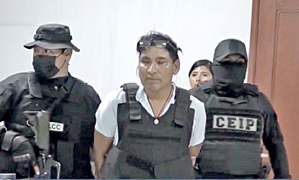 Aprehenden a tres implicados en los avasallamientos suscitados en la localidad de Guarayos