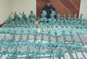 Egipto: Decomisan cientos de objetos históricos de la época griega y romana