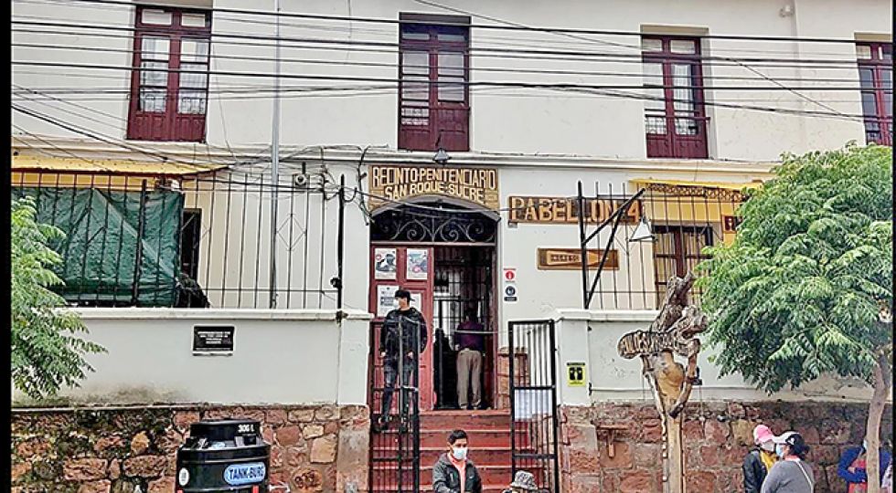 Envían a la cárcel a joven que agredió a su expareja en Sucre