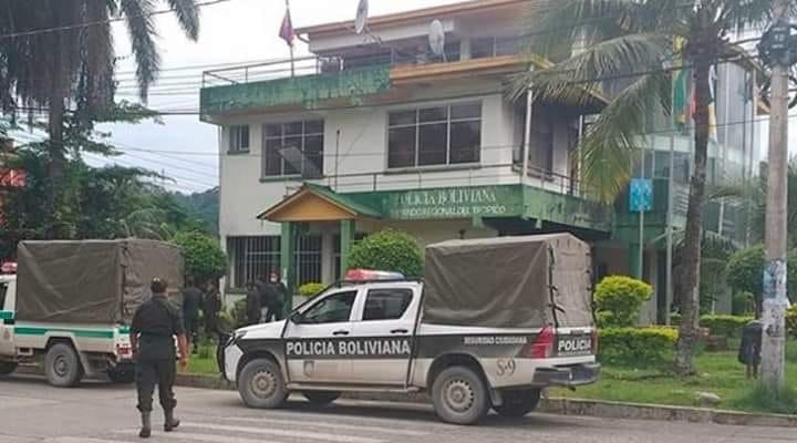 Autoridades gubernamentales de Cochabamba piden retorno de la Policía en el Trópico
