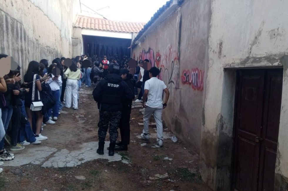 Policía interviene fiesta clandestina en Sucre y encuentran a 30 menores de edad
