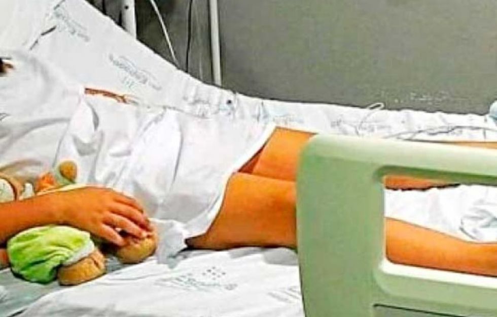 Conductor de 66 años embistió a una niña; el mismo conductor la llevó al hospital