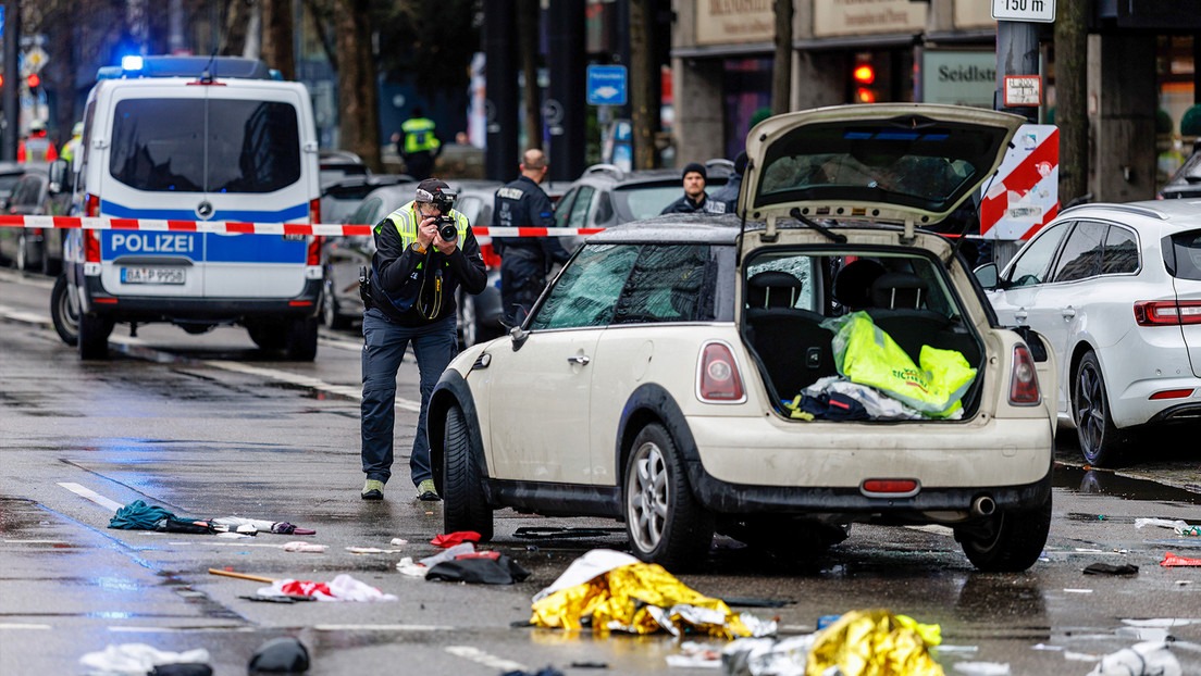 Vehículo embiste a transeúntes en Alemania; hay 28 heridos