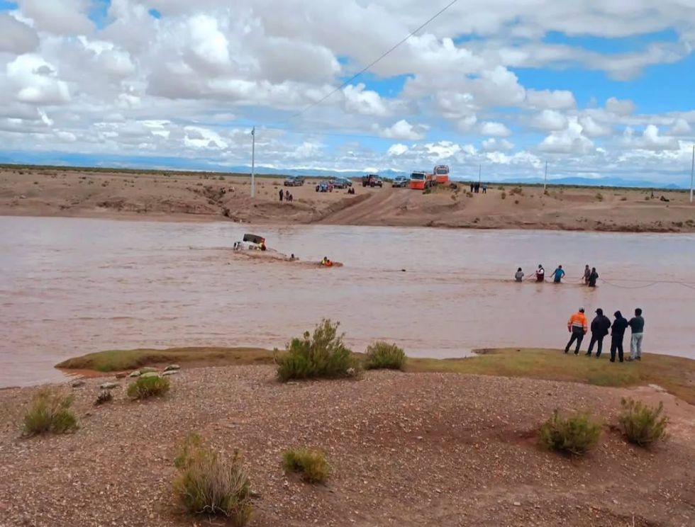 Potosí: un hombre muere ahogado al intentar cruzar un río